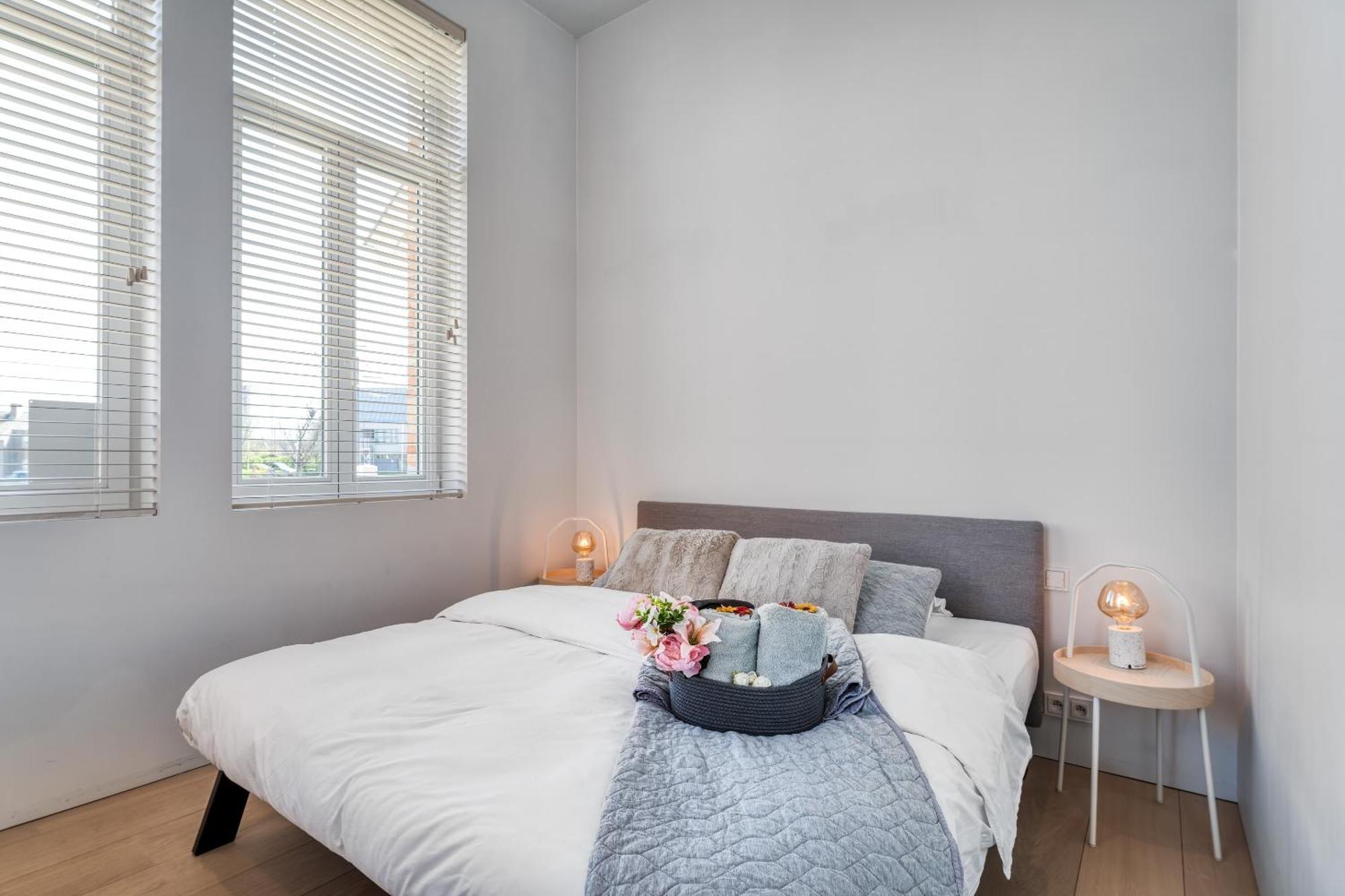 Villa Aime Aan Zee Beachhouse 5p - Private Garden & 2 Free Parkingspots Ostend