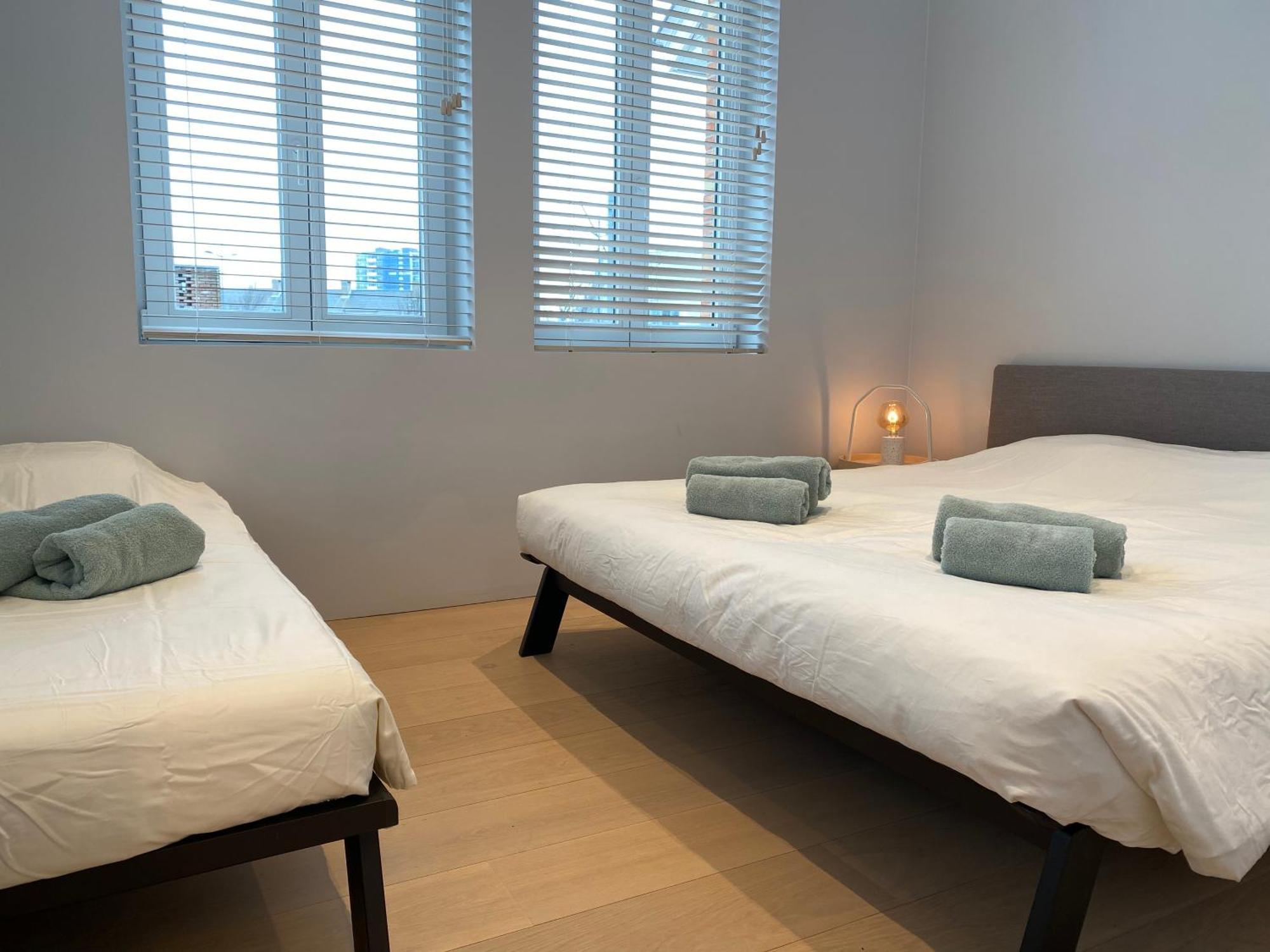Aime Aan Zee Beachhouse 5p - Private Garden & 2 Free Parkingspots Ostend