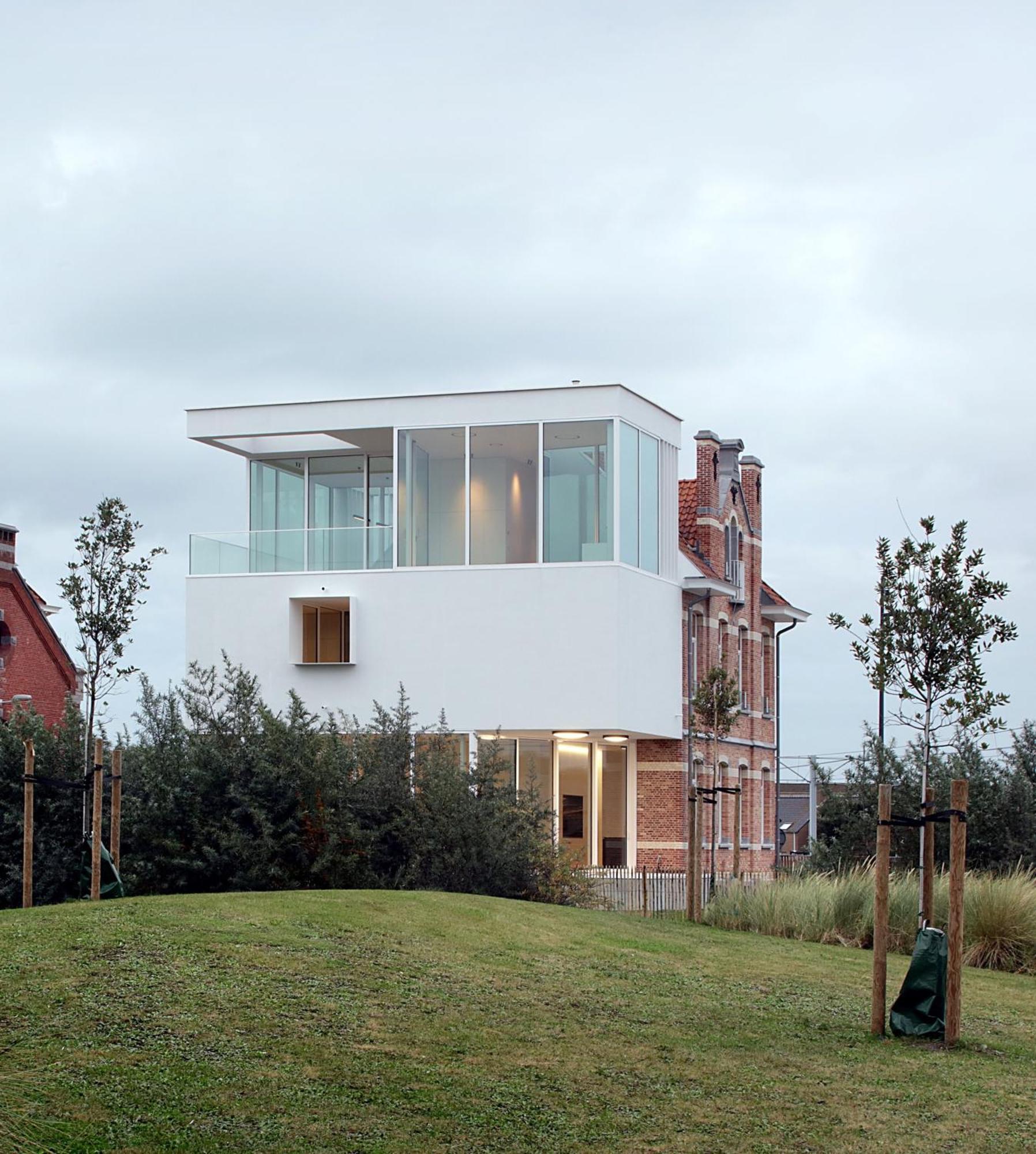Aime Aan Zee Beachhouse 5p - Private Garden & 2 Free Parkingspots Villa